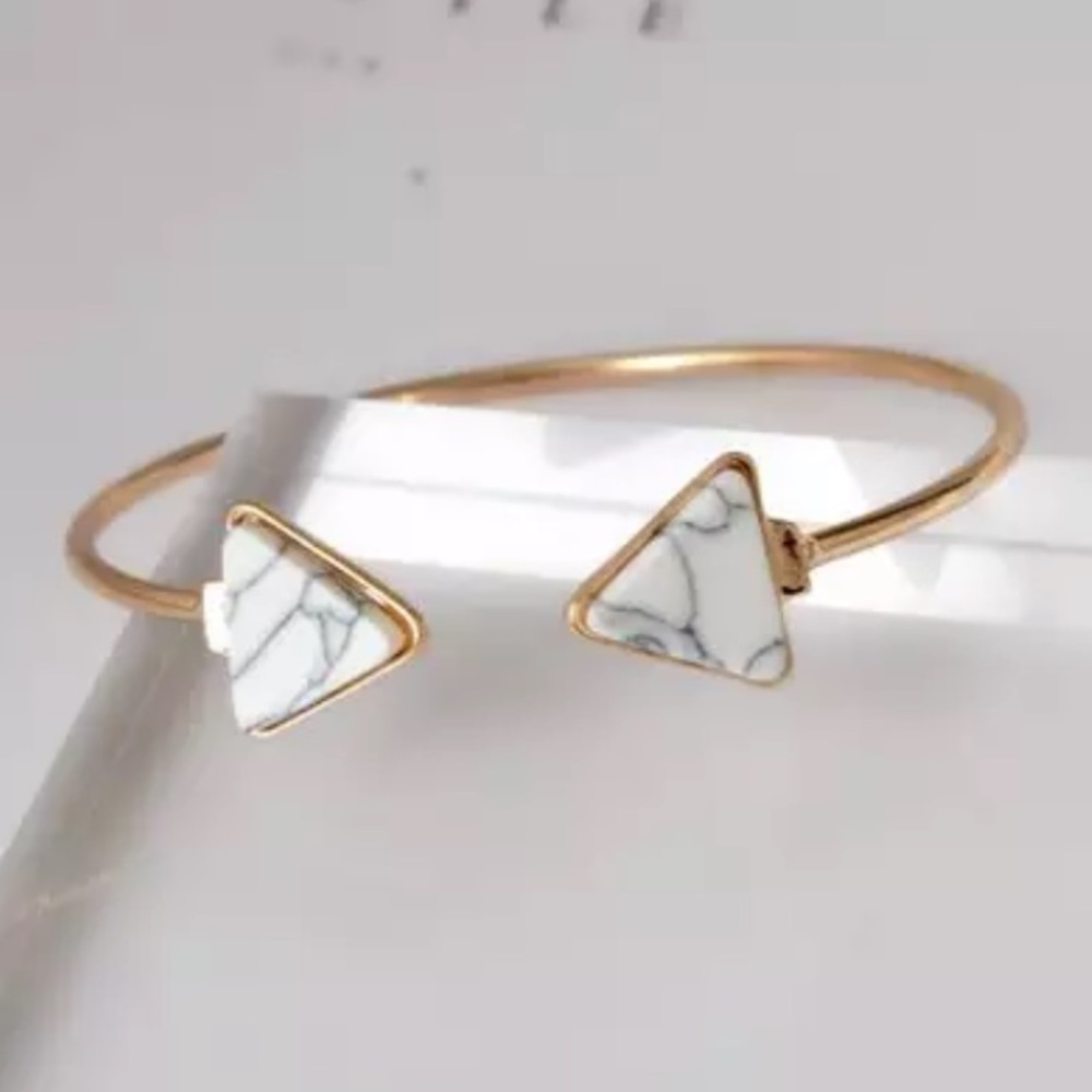 Gold Filled Marble Arrow Bracelet